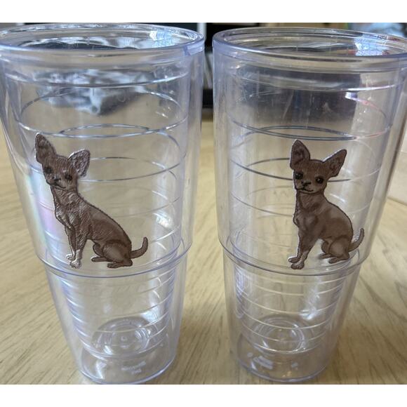 2 Dog Chihuahua Tervis Tumbler 24 Oz Lot Of Two Bra Drinks Cups Big Gulps Dogs - Picture 1 of 7